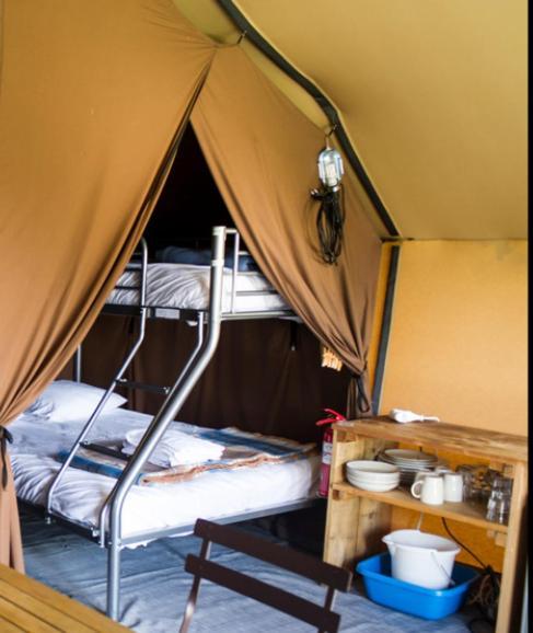 Camping Onlycamp Le Port Saint-Benoît-sur-Loire 外观 照片